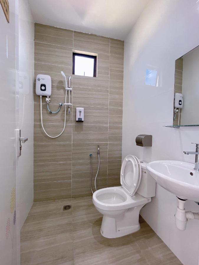 Hotel Decentraland Kuala Terengganu Ngoại thất bức ảnh