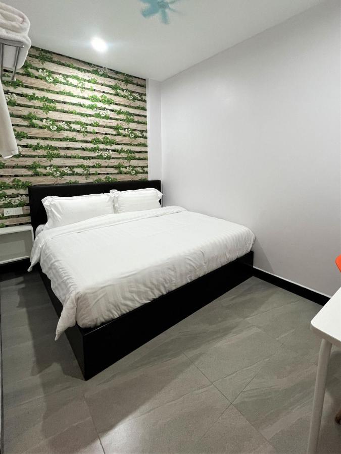 Hotel Decentraland Kuala Terengganu Ngoại thất bức ảnh